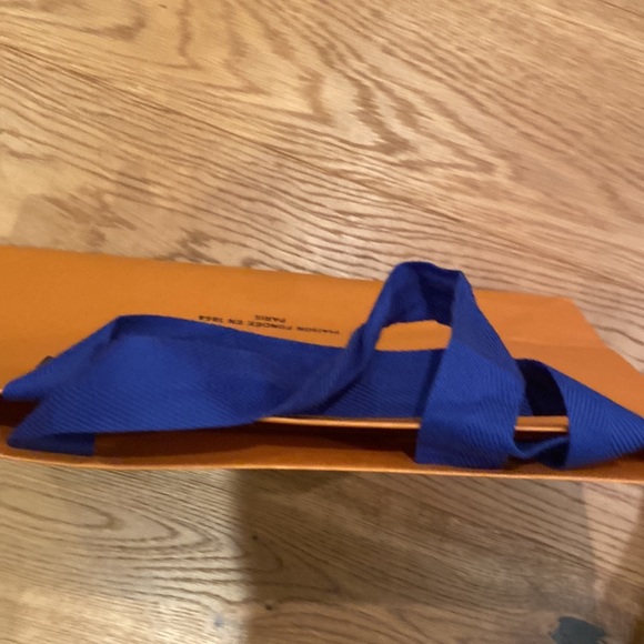 Louis Vuitton bag - Picture 2 of 2